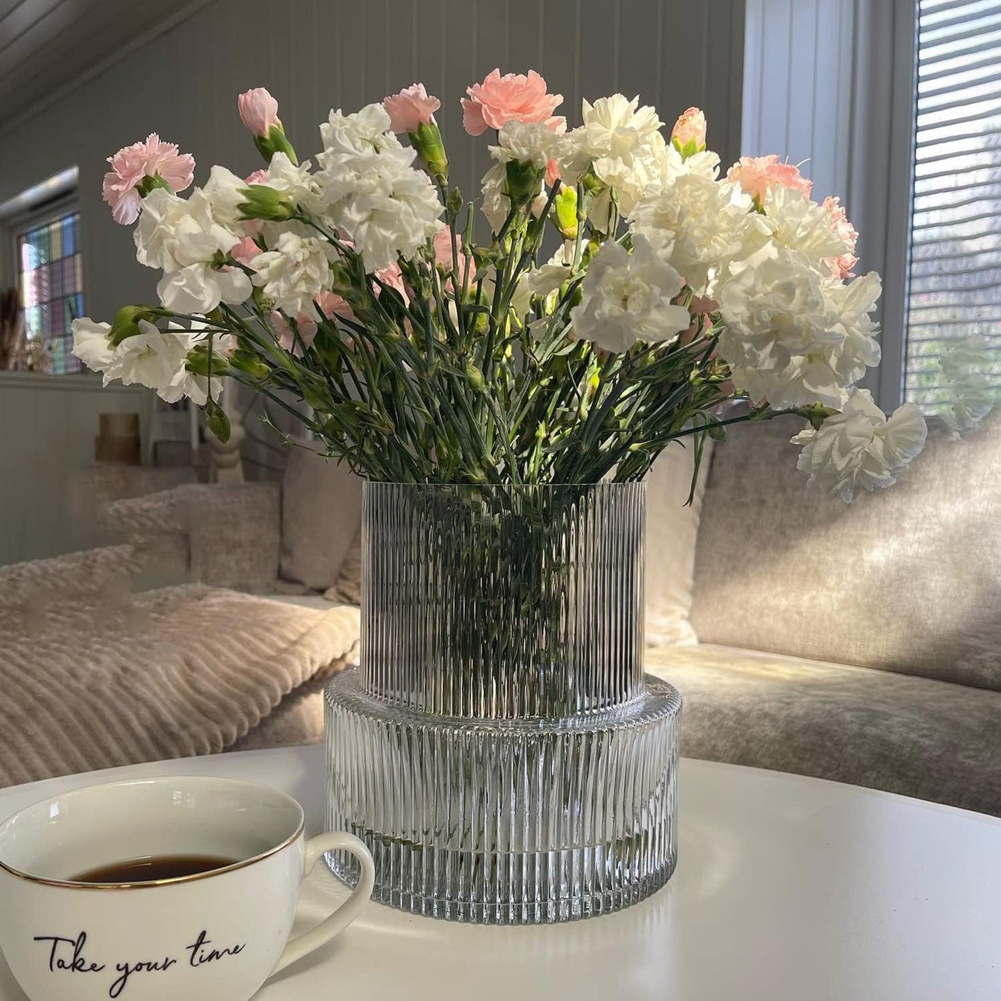 Glasvase, gerippte Vase für Blumen, Blumenvasen für Tulpen, geriffelte durchsichtige Vasen für Wohnzimmer, Esszimmer, Schlafzimmer, Regal, Hochzeit, Büro, Couchtisch, Geburtstag, 19 cm